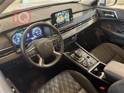 ميتسوبيشي اوتلاندر